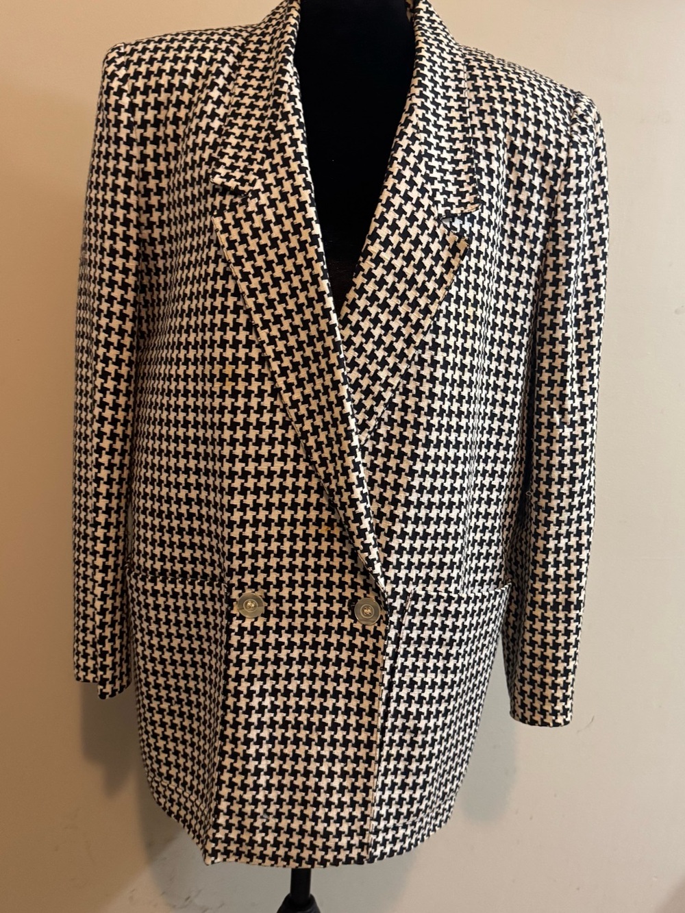 Black & White Houndstooth Double-Breasted Blazer